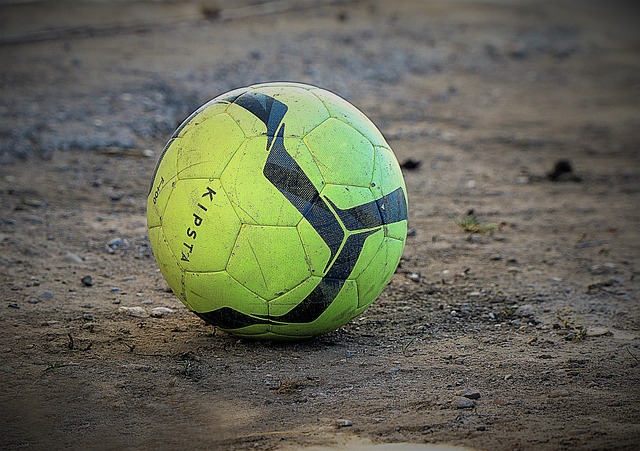 政危机的现 政危机的现